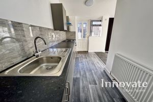 Photo 11- click for photo gallery